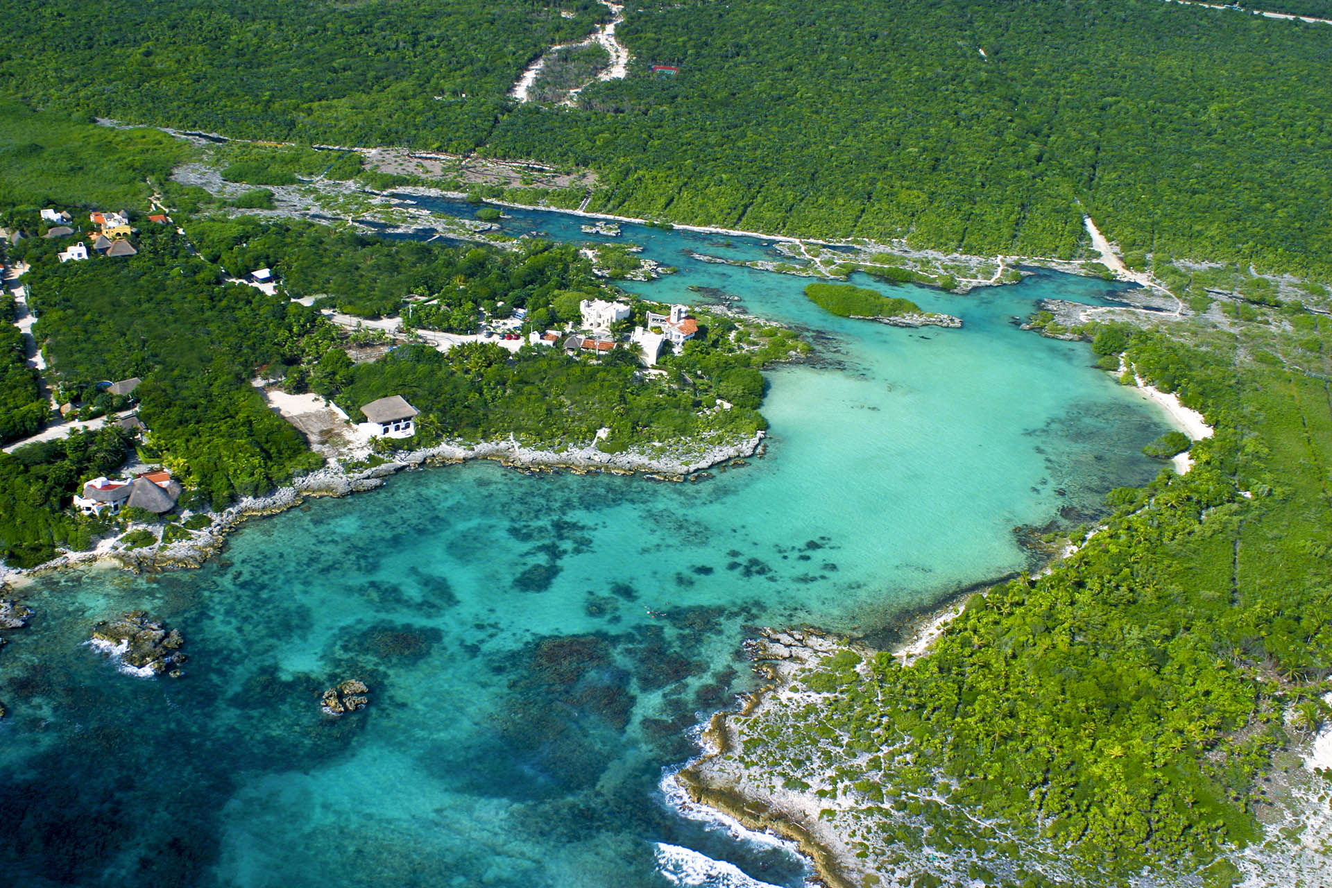 Tulum Adventure leaving Cancún - Imagen 4